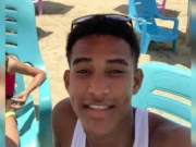 «Nos comentó que lo habían asfixiado hasta botar sangre por la nariz»: el adolescente que lleva un año detenido en Venezuela por los ataques contra las estatuas de Chávez