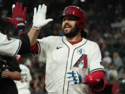 Eugenio Suárez es el jugador de la semana