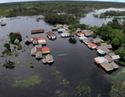 Disminuye el nivel del río Orinoco en Amazonas: alerta por inundación continúa