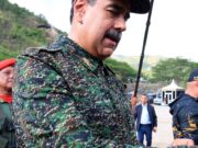 En implosión y pie de guerra, por Gregorio Salazar