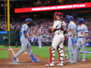 Los Dodgers sorprendieron a los Filis en el primero