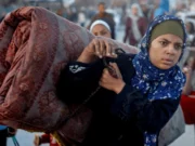 «Lo destruyeron todo»: cómo es el regreso de miles de palestinos a Gaza tras el cese el fuego