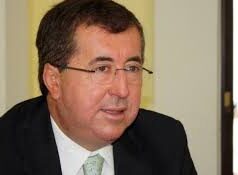 César Pérez Vivas: Las dos caras del premio nobel