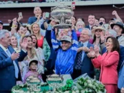 Alvarado y Salazar son los Atletas del Año 2025