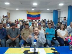 Andrés Velasquez emerge de la clandestinidad y arremete contra la «ley fraudulenta» de amnistía.