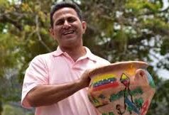 La sociedad y los partidos politicos deben organizarse para una nueva democracia en Venezuela, dijo Wilfredo Páez Gallardo