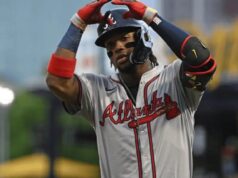 VIRAL: Ronald Acuña Jr. cumplió el sueño de una pequeña fanática, así la sorprendió en La Guaira