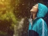 4 beneficios para la salud de salir afuera mientras está lloviendo, según la ciencia