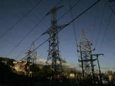 Corpoelec e IPSE de Colombia firman acuerdo para reactivar la conexión eléctrica