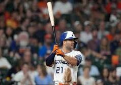 MLB: José Altuve agranda su legado tras superar marcas de Sammy Sosa y Omar Vizquel