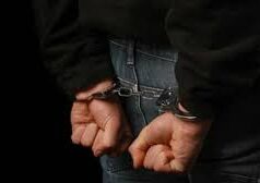 Arrestan a tres menores de edad por lanzar piedras a vehículos en el peaje de Guacara