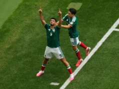 México triunfó en su debut ante Sudáfrica
