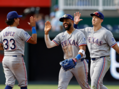 Seager pega jonrón y Rangers llegan a .500