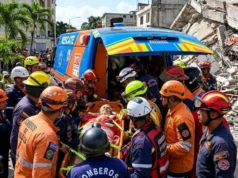 Otra adulta mayor fue rescatada por El Salvador en Caraballeda: tenía 86 horas bajo los escombros