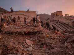 La angustia de las familias por los desaparecidos tras los terremotos en Venezuela