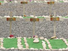 ¿Cómo buscan y encuentran los familiares a sus muertos tras el doble terremoto?