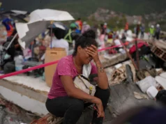 Médicos temen que las secuelas del terremoto desencadenen una crisis sanitaria cada vez mayor