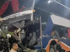 Un muerto y cinco heridos dejó choque múltiple en la autopista Valle-Coche