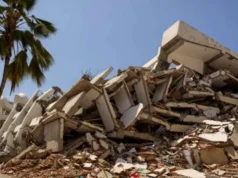 Hallan siete cuerpos entre los escombros de Residencias Bahía Mar a 55 días de los sismos en Caraballeda