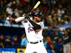 Omar Alfonzo le otorga el triunfo a Caribes